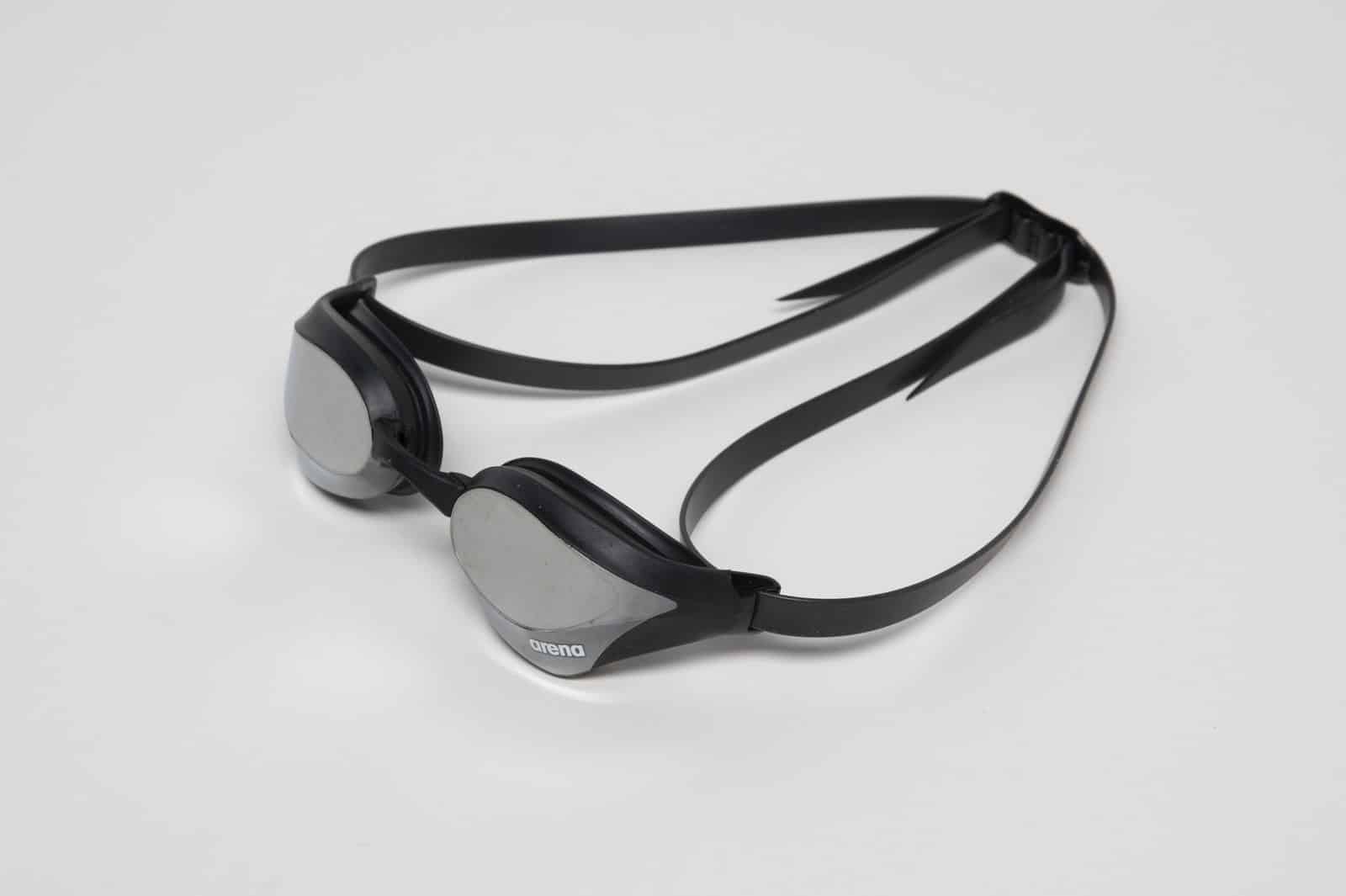 Lentes de competencia Arena Cobra Core Swipe Mirror, color Silver Black