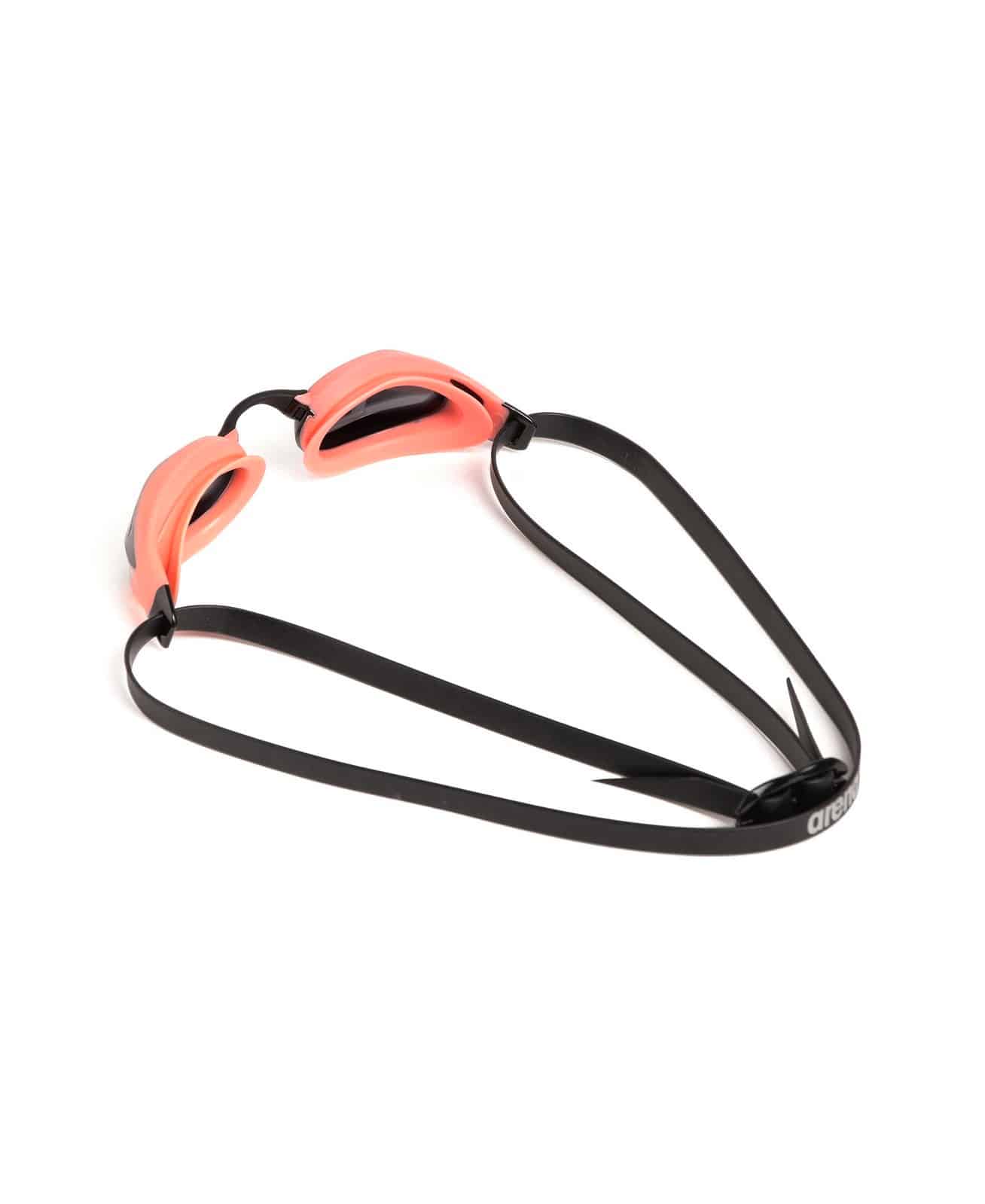 Lente de competencia Arena Sr. Cobra Core Swipe smoke coral, detalle del lente