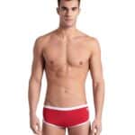 Traje de baño ARENA M. ICONS Low Waist Short Red-White (modelo de frente)