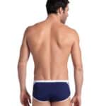 Traje de baño ARENA M. ICONS Low Waist Short Navy-White (modelo de espalda)