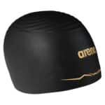 Gorra de competencia Arena Sr. AquaForce Wave negro con logo dorado, vista superior