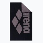 Toalla de algodón ARENA Pool Soft Towel Black Grey — doblada, se ven ambos lados